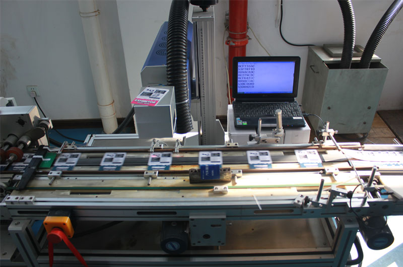 UID-laser-engraving-RFID-chip-card.jpg